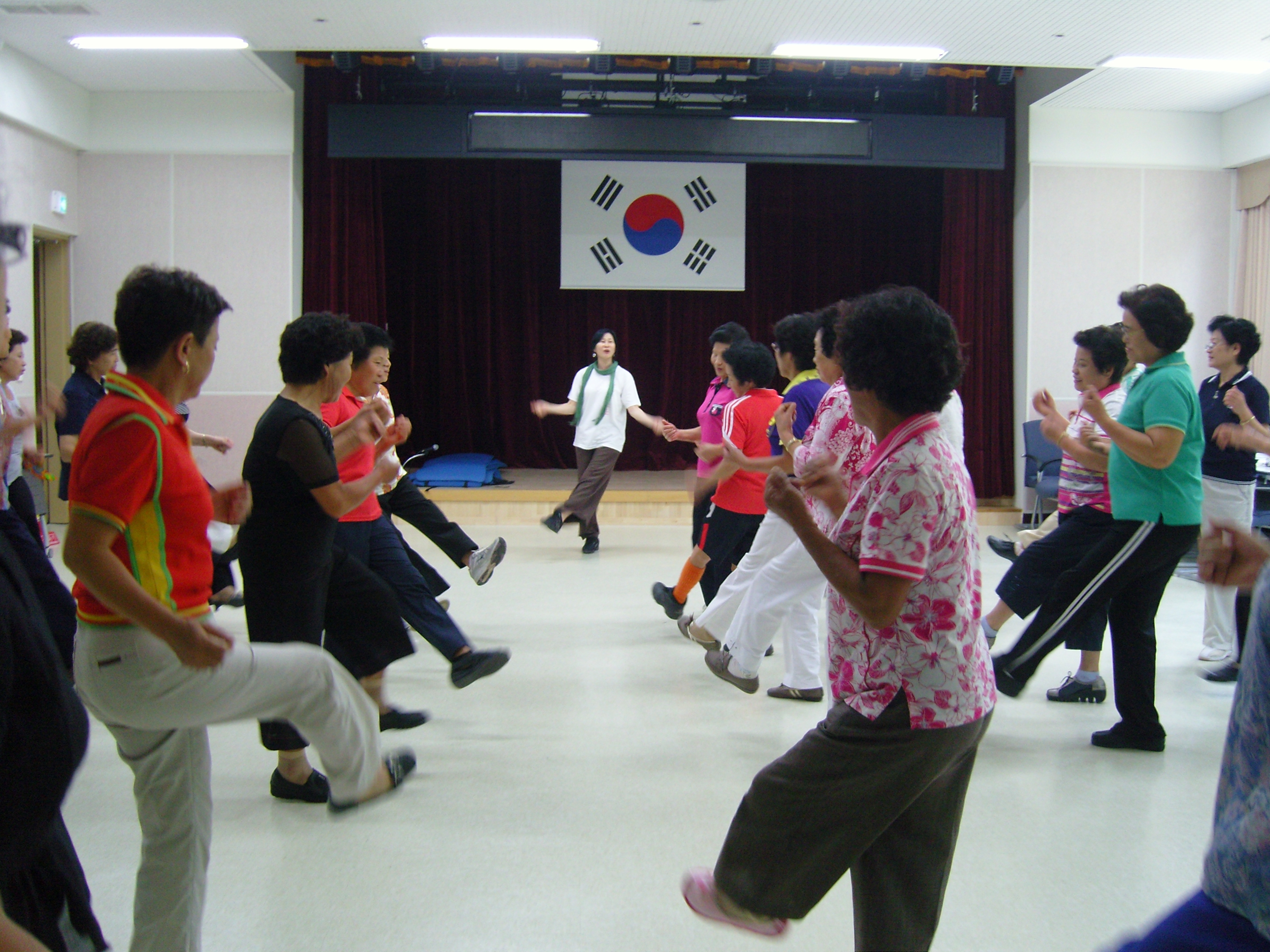 제2기 장수웰빙교실 참가 어르신 모집